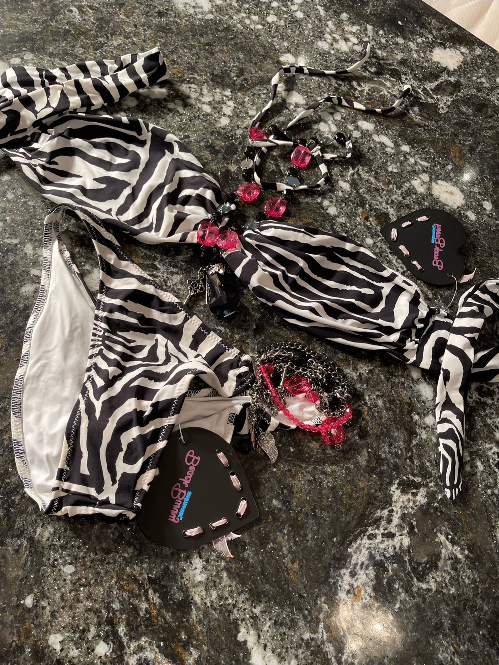 Brand new with tags beach bunny bikini Stop and Stare XL top/ L bottoms